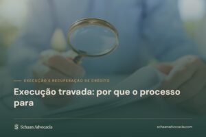 Lupa sobre documentos, representando a investigação patrimonial numa execução travada